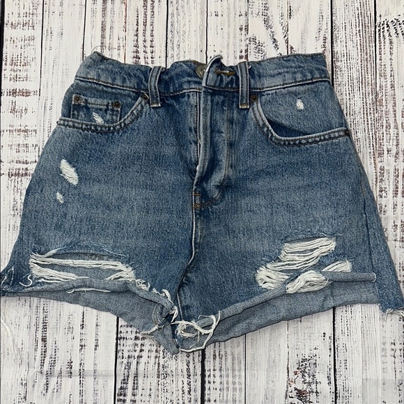 BDG Blue Jean Shorts High-Waisted Distressed Sz. W26‎ - Picture 1 of 8